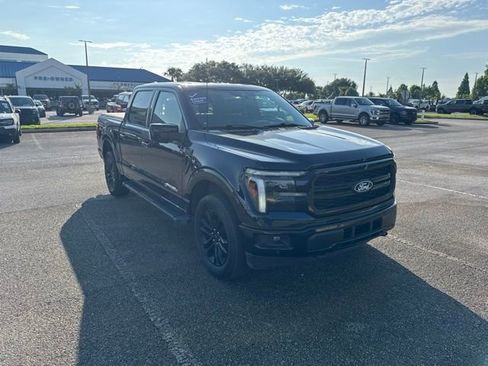 Used 2025 Ford F150 Lariat w/ Equipment Group 501A Mid AWD/4WD image 3