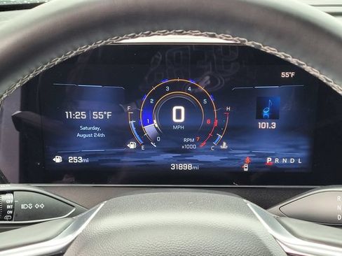 Used 2025 Chevrolet Traverse LT FWD image 22