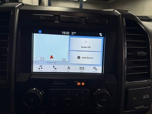 Used 2019 Ford F250 XLT w/ XLT Premium Package image 16