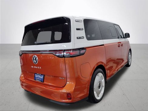 New 2025 Volkswagen ID. Buzz 1st Edition image 13