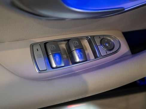 Certified 2022 Mercedes-Benz E 350 Sedan image 13