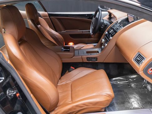 Used 2009 Aston Martin DB9 Coupe RWD image 53