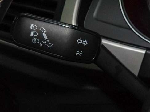 Used 2021 Volkswagen Atlas SE image 28