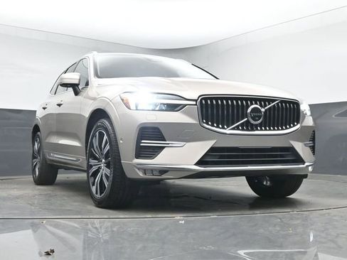 Used 2023 Volvo XC60 B5 Plus w/ Protection Package Premier FWD image 36