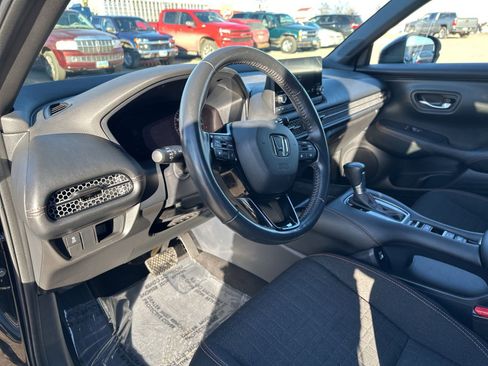 Used 2023 Honda HR-V Sport image 13
