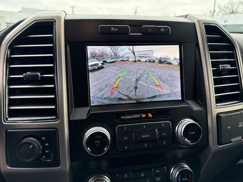 Used 2019 Ford F150 Platinum image 14