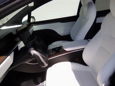 Used 2022 Tesla Model X AWD/4WD image 10
