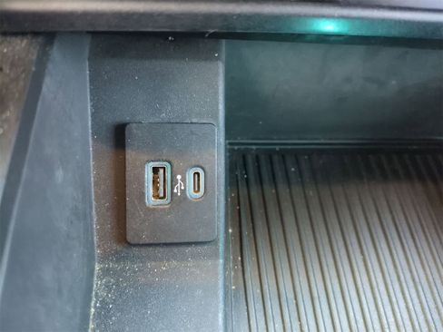 Used 2022 Ford F250 XLT w/ XLT Value Package image 29