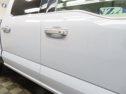 Used 2025 Ford F350 Platinum w/ Platinum Plus Package image 36