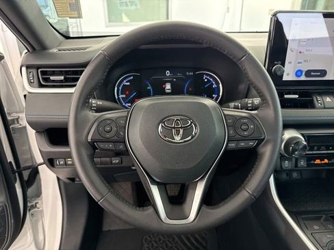 Used 2024 Toyota RAV4 XSE image 28