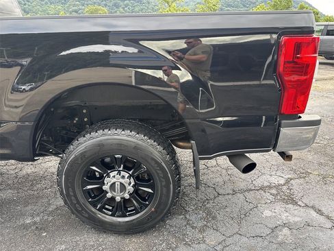 Used 2022 Ford F350 XL w/ STX Appearance Package image 7