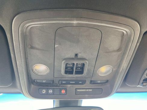 Used 2013 Cadillac ATS Sedan w/ Sun And Sound Package RWD image 31