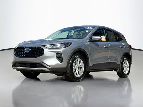 Used 2023 Ford Escape Active w/ Tech Pack #2 AWD/4WD image 12