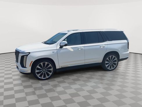 Used 2025 Cadillac Escalade Premium Luxury w/ Touring Package AWD/4WD image 4