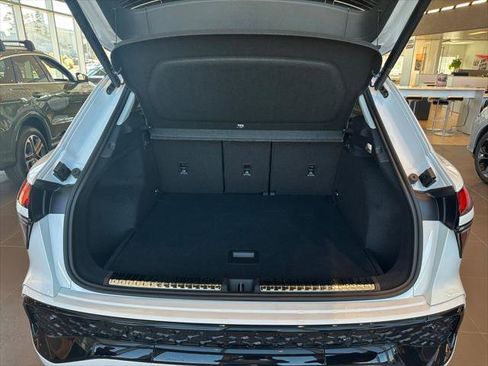 New 2026 Audi Q3 quattro 2.0T AWD/4WD image 25