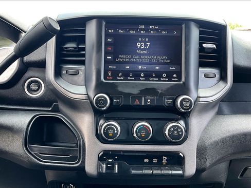 Used 2020 RAM 2500 Tradesman RWD image 32