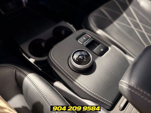 Used 2023 Ford Mustang Mach-E Select RWD image 17