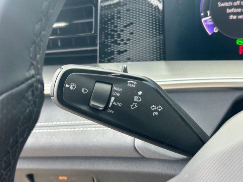 New 2026 Volkswagen Tiguan SE R-Line image 29