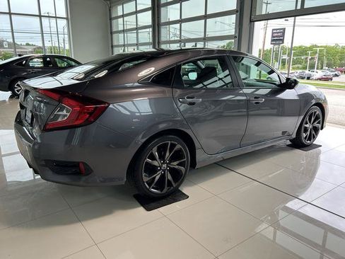 Used 2019 Honda Civic Sport image 7
