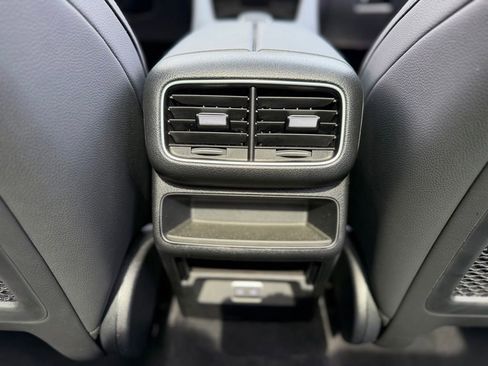 Used 2025 Mercedes-Benz GLE 350 4MATIC image 47