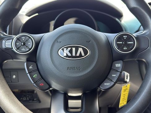 Used 2018 Kia Soul w/ Convenience Package FWD image 31