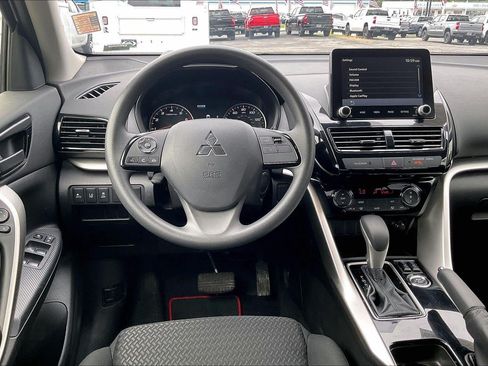 Used 2024 Mitsubishi Eclipse Cross LE AWD/4WD image 5