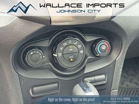 Used 2012 Ford Fiesta SES FWD image 23