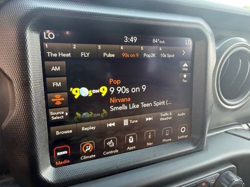 Used 2022 Jeep Wrangler Unlimited Sport AWD/4WD image 31