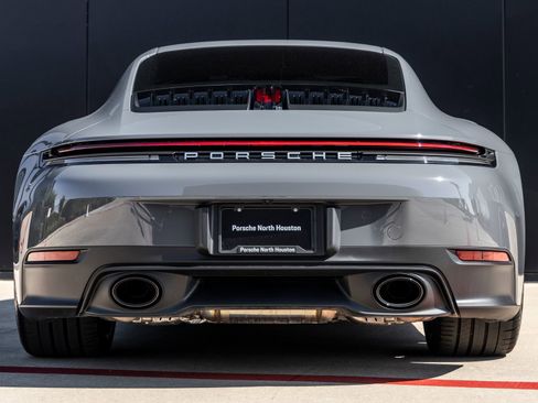 Certified 2025 Porsche 911 Carrera RWD image 10