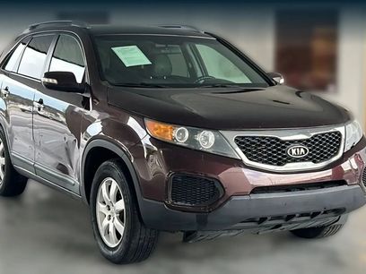 Used 2012 Kia Sorento LX w/ Third Row Pkg