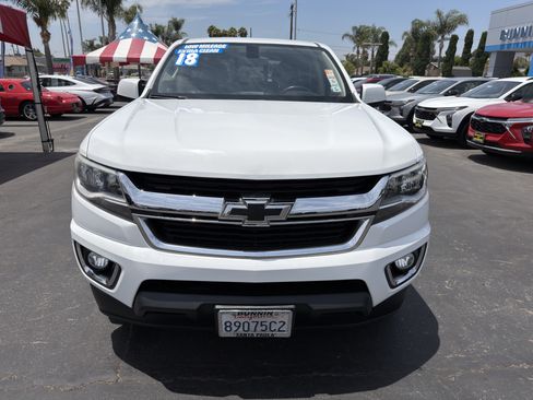 Used 2016 Chevrolet Colorado LT w/ LT Convenience Package RWD image 3