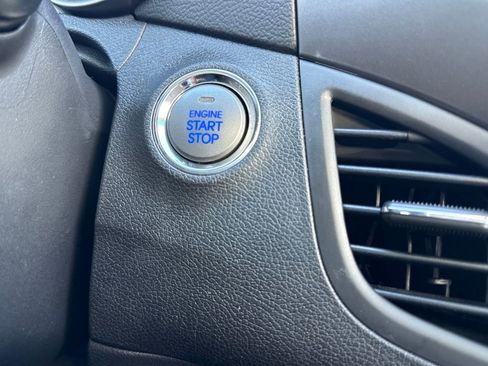 Used 2013 Hyundai Elantra Limited w/ Technology Pkg image 27