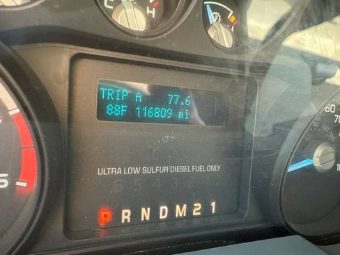 Used 2014 Ford F250 XL w/ Power Equipment Group RWD image 7