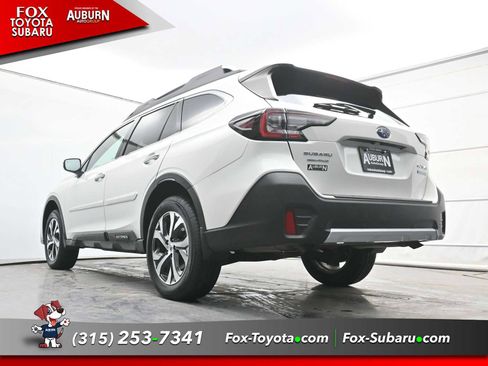 Used 2022 Subaru Outback Touring XT image 16