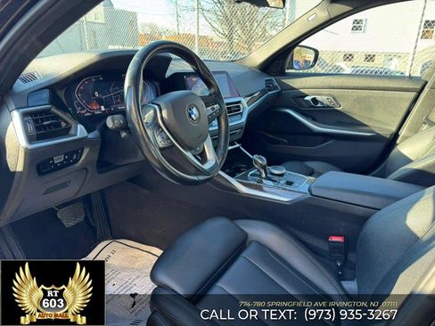 Used 2019 BMW 330i xDrive Sedan w/ Convenience Package image 24