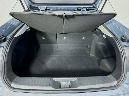 Used 2024 Toyota Prius LE image 30