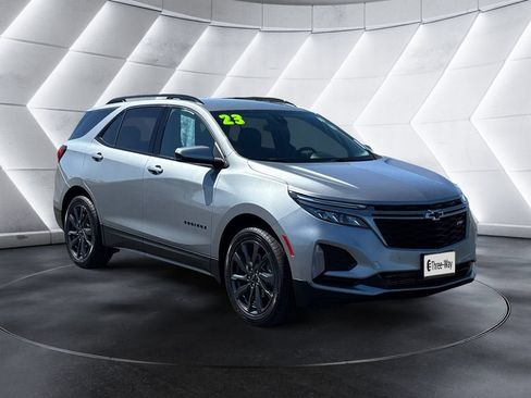 Certified 2023 Chevrolet Equinox RS FWD image 7