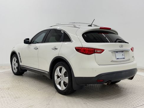 Used 2011 INFINITI FX35 AWD w/ Premium Pkg image 3