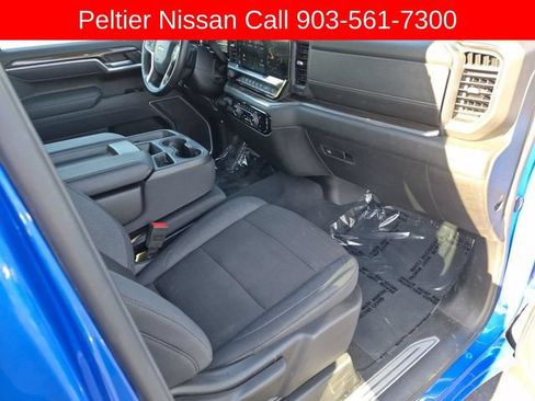 Used 2025 Chevrolet Silverado 1500 LT AWD/4WD image 12