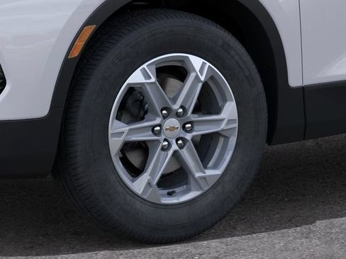 New 2026 Chevrolet Blazer LT FWD image 9