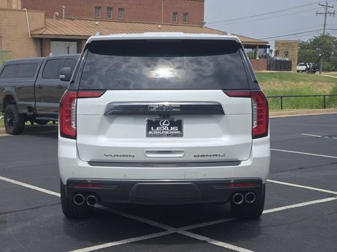 Used 2023 GMC Yukon XL Denali Ultimate AWD/4WD image 6