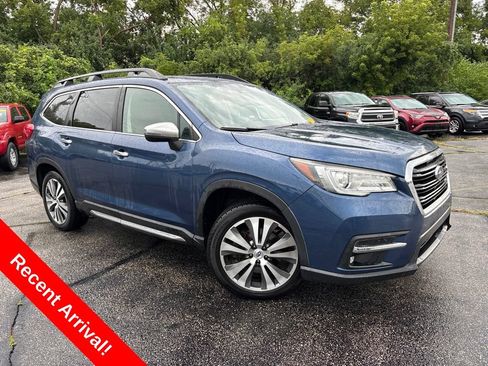 Used 2019 Subaru Ascent Touring AWD/4WD image 1