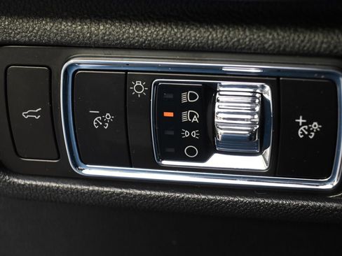 New 2026 Lincoln Corsair Premiere image 24