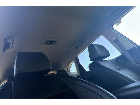 Used 2024 Kia Seltos EX FWD image 18