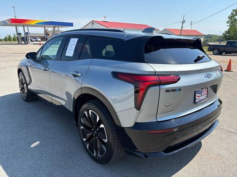 Used 2024 Chevrolet Blazer EV RS RWD image 5