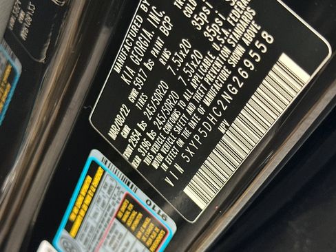 Used 2022 Kia Telluride SX w/ SX Prestige Package image 23