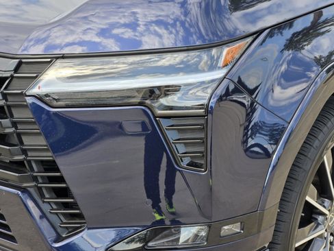 Used 2025 Lexus GX 550 w/ Cold Area Package AWD/4WD image 36