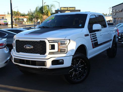 Used 2018 Ford F150 Lariat w/ Equipment Group 502A Luxury AWD/4WD image 2
