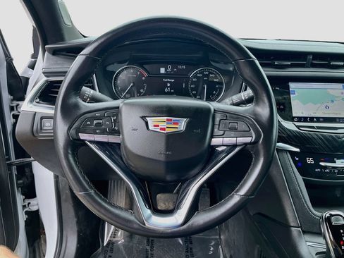 Used 2024 Cadillac XT6 Premium Luxury AWD/4WD image 11
