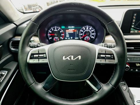 Used 2022 Kia Telluride SX w/ SX Prestige Package AWD/4WD image 11